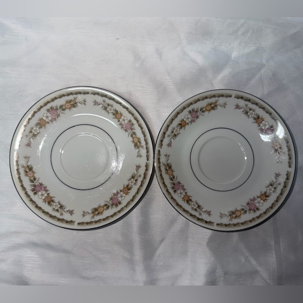 Crescent White and Pink Floral Dinnerware Set